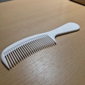 Estee Lauder Vintage 6.5 Inch Hair Tool Travel Comb